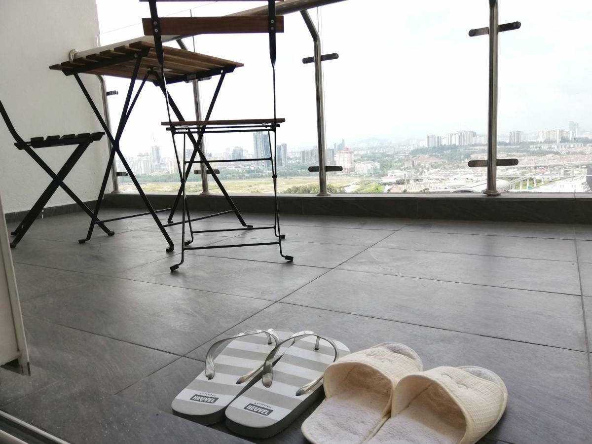 Puchong Skypod Residence, High Floor Balcony Unit, Walking Distance To Ioi Mall, 10Min Drive To Sunway Exterior photo