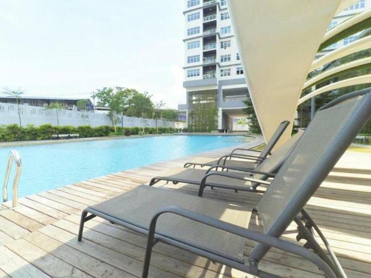 Puchong Skypod Residence, High Floor Balcony Unit, Walking Distance To Ioi Mall, 10Min Drive To Sunway Exterior photo